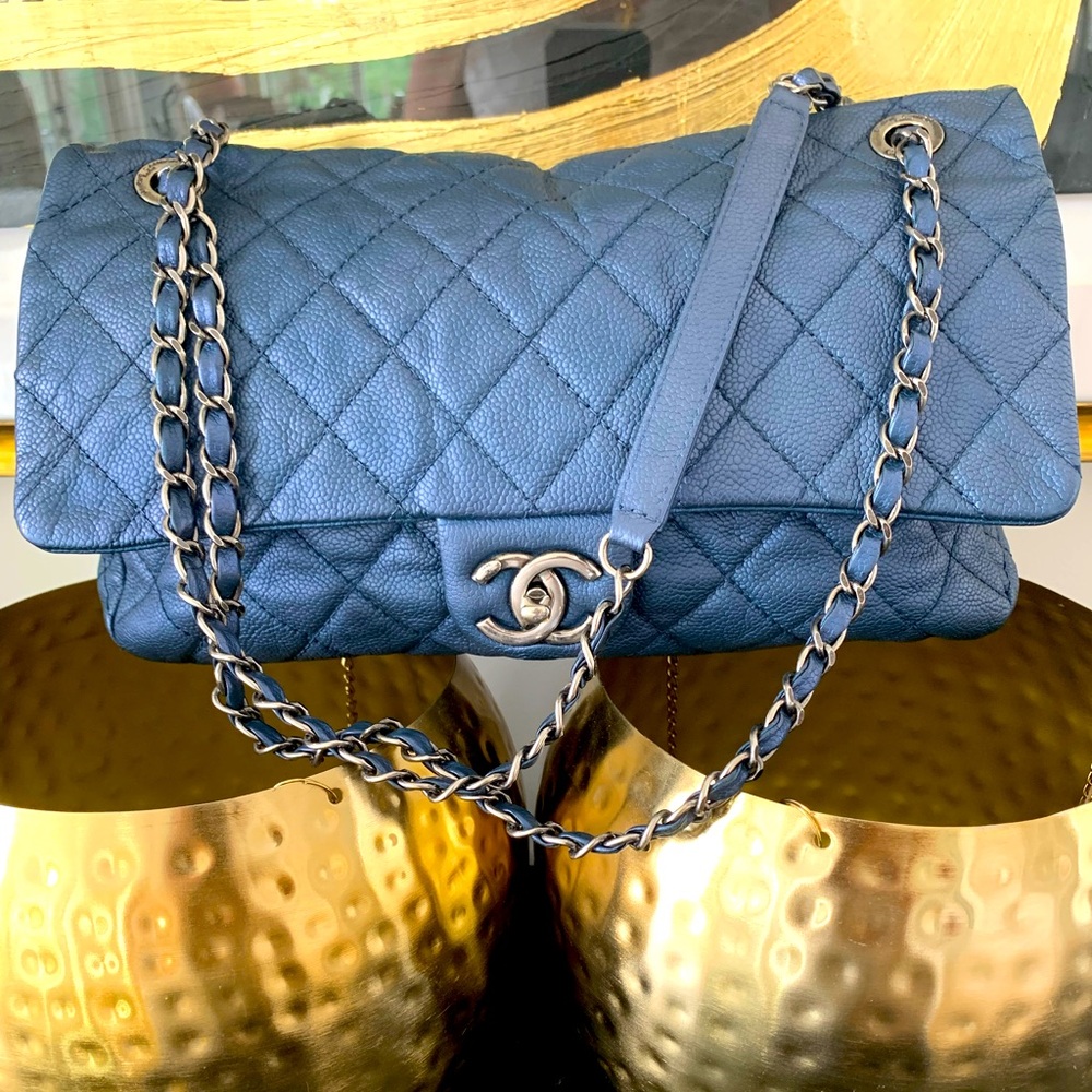 CHANEL Iridescent Caviar Quilted